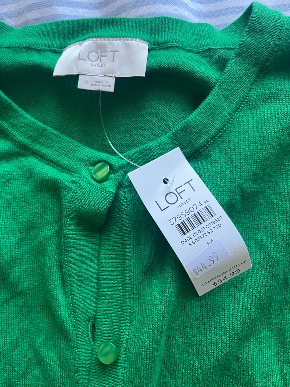 NWT LOFT Kelly Green Button-Front Lightweight Cardigan - Picture 2 of 3
